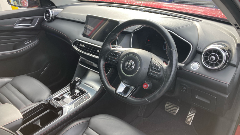 MG Hs 1.5 T-GDI Exclusive 5dr DCT Petrol Hatchback